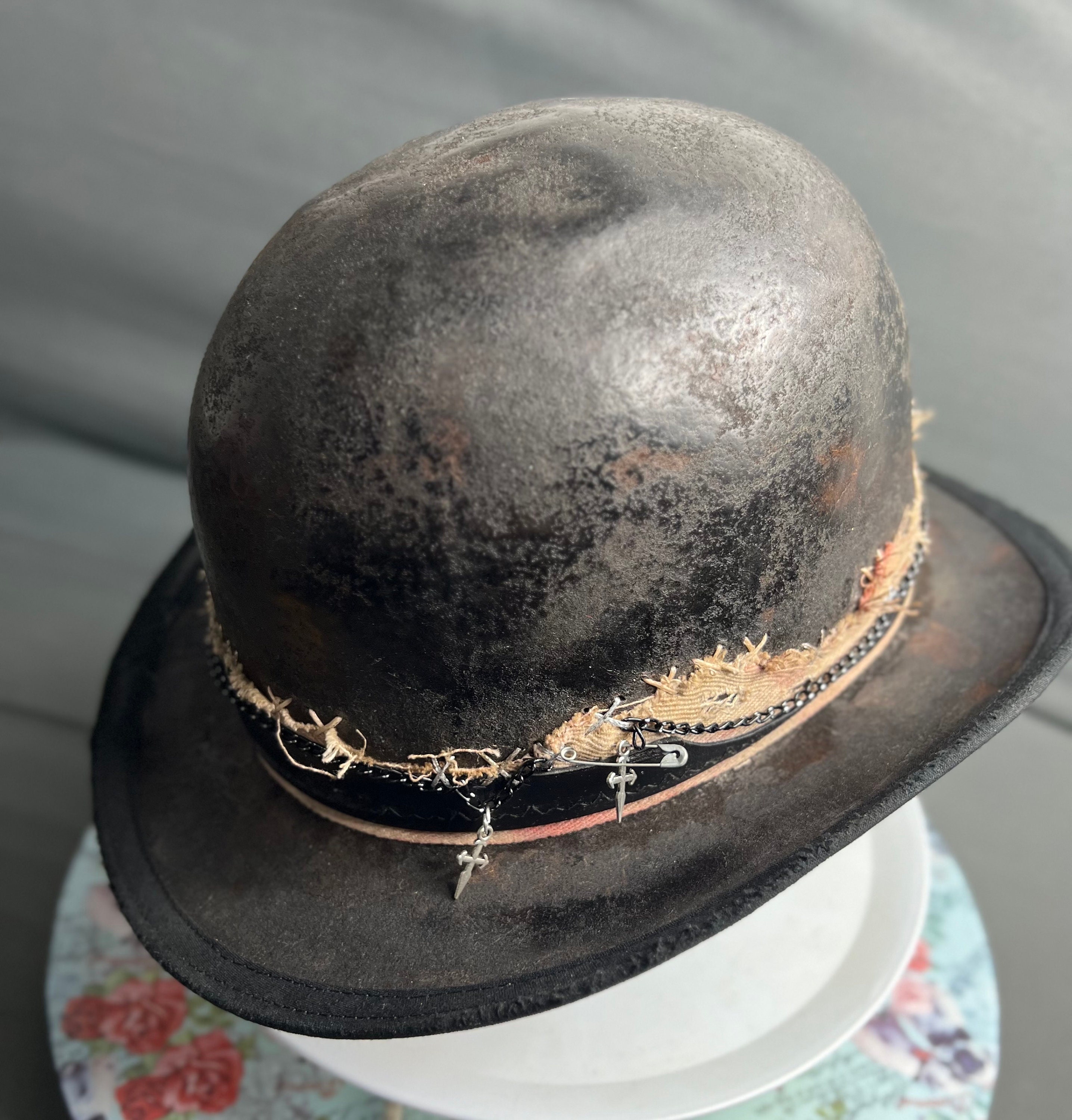 Cappello Da Baseball Queen Con Coroncina Di Strass - TOP HEADWEAR, Stile Distressed, Taglia Unica Donna
