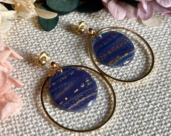 handmade circle “blue wave” polymer clay earrings