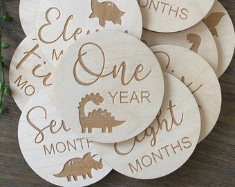 Wooden Month Discs | Dinosaur Wood Discs | Baby Milestones | Baby Shower Gift | Dinosaur Baby Shower