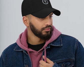 Dad Hat aus Baumwolltwill: Zurückhaltendes Profil, verstellbarer Riemen
