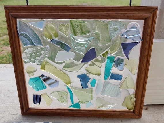 宝物♡Sea glass art Green Glitter Chameleon Sea Custom Glass Art, Unique Framed