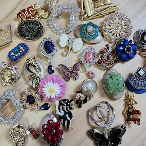 5 Pieces Bundle ,Costume, Retro, Modern,Rhinestones , Animals Brooches