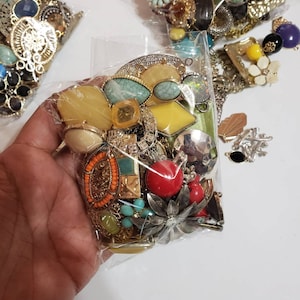 Costume Jewelry Pendants, Beads, Connectors, Charms, Flatbacks, Retro, 8 oz Bag