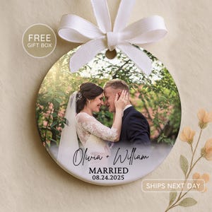 Married Ornament Photo 2025 – Newlywed Christmas Gift – Personalized Wedding Keepsake for Couple