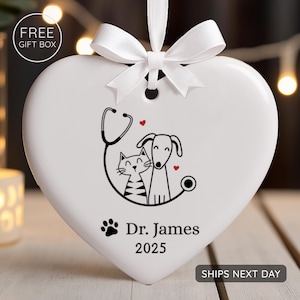 Custom Veterinarian Gift, Personalized Veterinarian Ornament, Veterinary Grad, Veterinarian School Grad, Veterinarian Appreciation Thank You