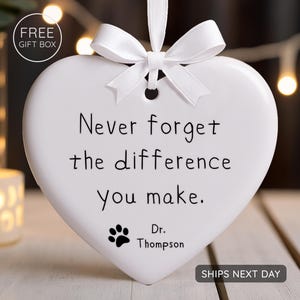 Custom Veterinarian Gift, Personalized Veterinarian Ornament, Veterinary Grad, Veterinarian School Grad, Veterinarian Appreciation Thank You