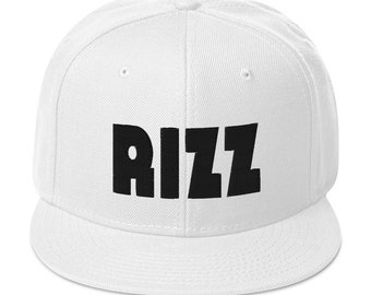 RIZZ (Black Alt) Sombrero de ala plana bordado, ropa de festival, fiestas, festivales de música, salvaje y divertido, ropa de concierto, sombrero Snapback