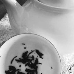 Lectura de hojas sueltas de té verde el mismo día / Más de 20 años de experiencia / 98% de precisión