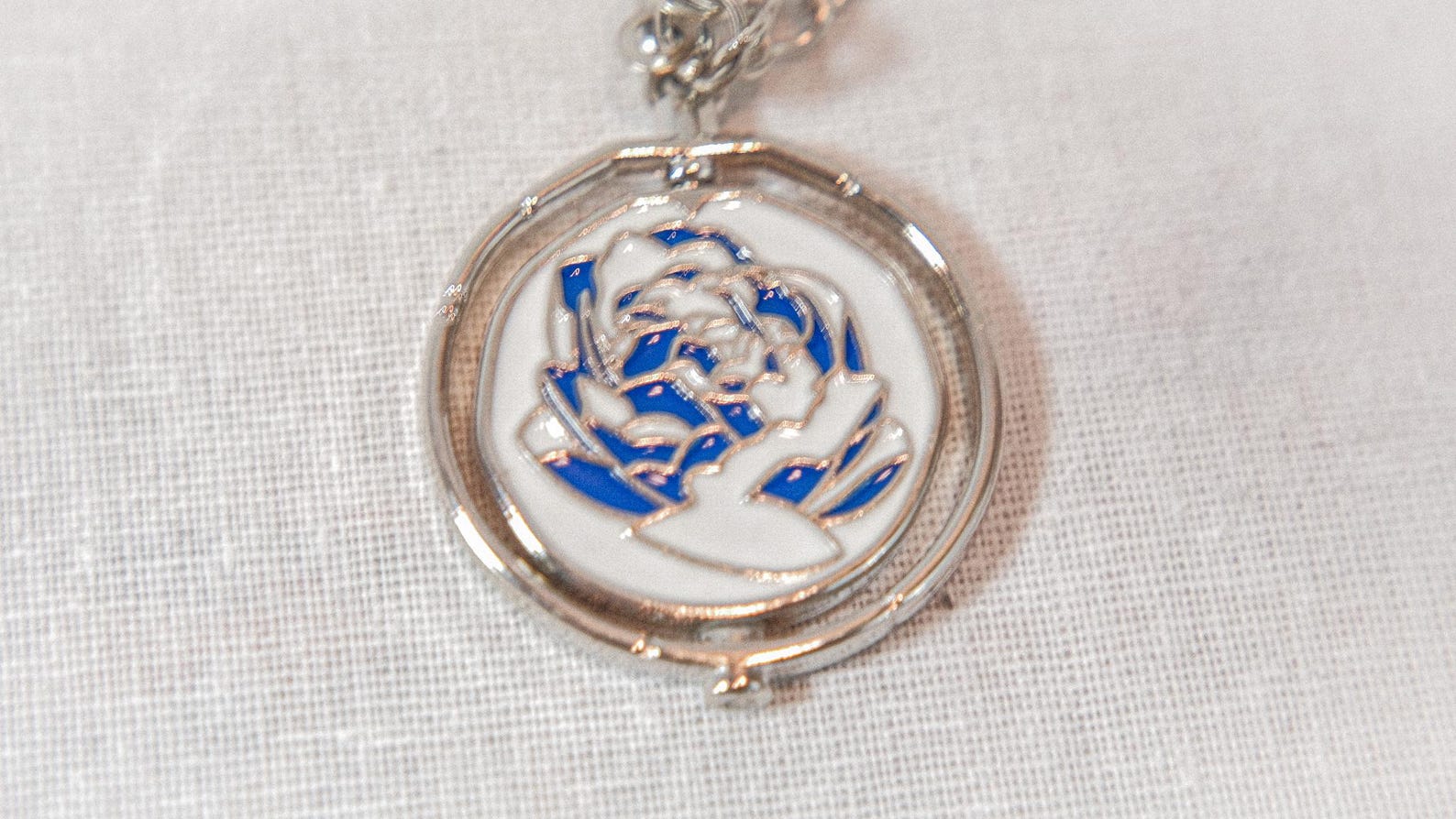 Arcane Interactive Rose Pendant (powder/ekko Necklace) - Etsy