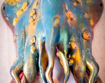 Cthulu Squid Octopus Mask (Glow in the dark sand effect!)