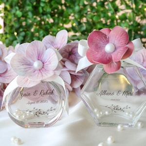 Bulk Wedding Favors, Luxury Favors Empty Cologne Bottle, Glass Bottle with Flowers, Engagement Favors, Henna Night Favors, Perfume bottle