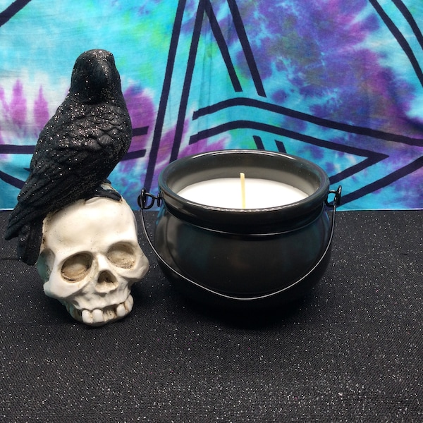 Cauldron Candle, Witch's Cauldron, Halloween Decorations, Gothic Home Decor, Altar Candles, Cast Iron Cauldron, Ritual Candles, Odin, Hecate