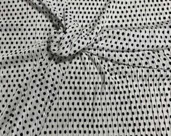 Polyester crinkle