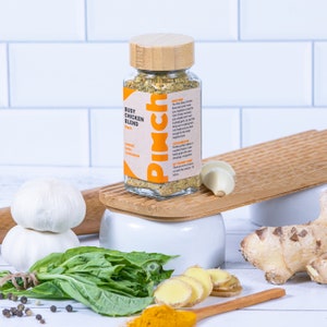 Pinch busy chicken blend - ginger basil cardamom grill seasoning - 2.3 oz (65g) - All-Purpose Seasoning and Spices.