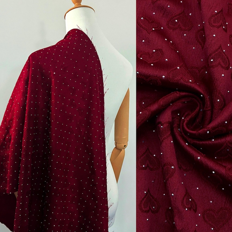 Tela de Tencel jacquard con diamantes de imitación termoadhesivos precortados en forma de corazón - 63 x 19,68 pulgadas (160 x 50 cm) Telas de poliéster para manualidades DIY hechas a mano precortadas imagen 1