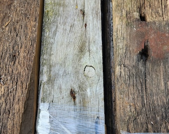 reclaimed wood  5 pack of 4"x 24" salvaged boards