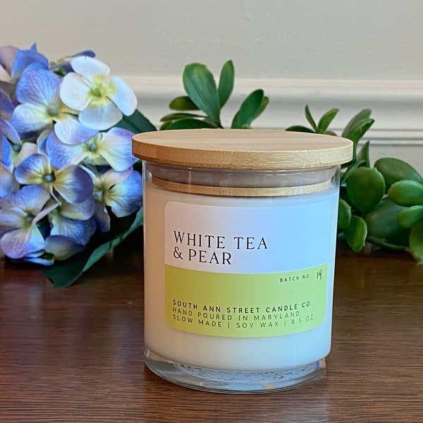 White Tea & Pear Candle, Soy Candle, Mothers Day Gift, Gift for Mom, Aromatherapy, Home Decor, Tea Lover Gift, Fruity Fragrance, Fresh Scent