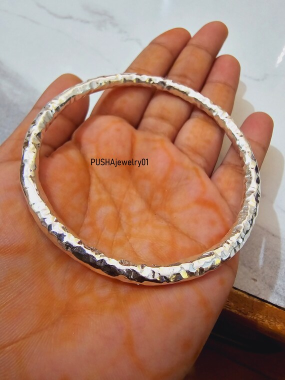 925 Silver Hammered Bangle - 8mm 925 Silver Hammered Bangle - 8mm