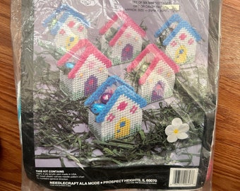 Vintage Needlecraft Mini Cottages Kit - 6er Set