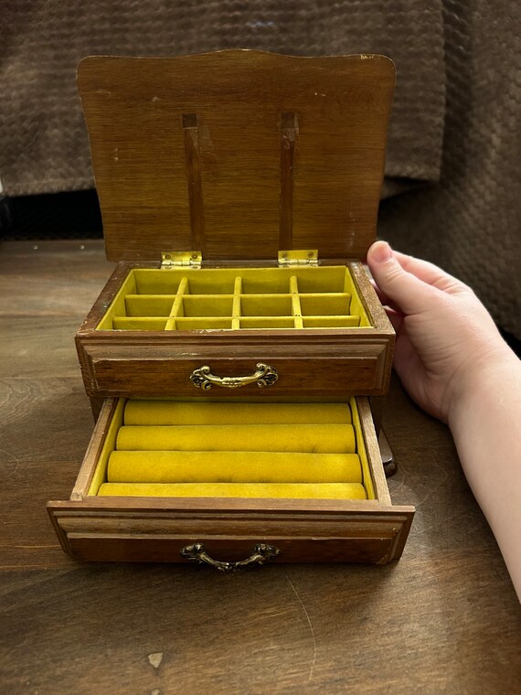 Vintage Midcentury Centurion Mini Dresser Jewelry Box Gem