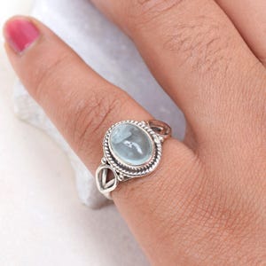 Natural Aquamarine Ring, 925 Sterling silver Aquamarine Ring, Aquamarine Birthstone Ring, Handmade Silver Ring Size 7.5 US-AQ012