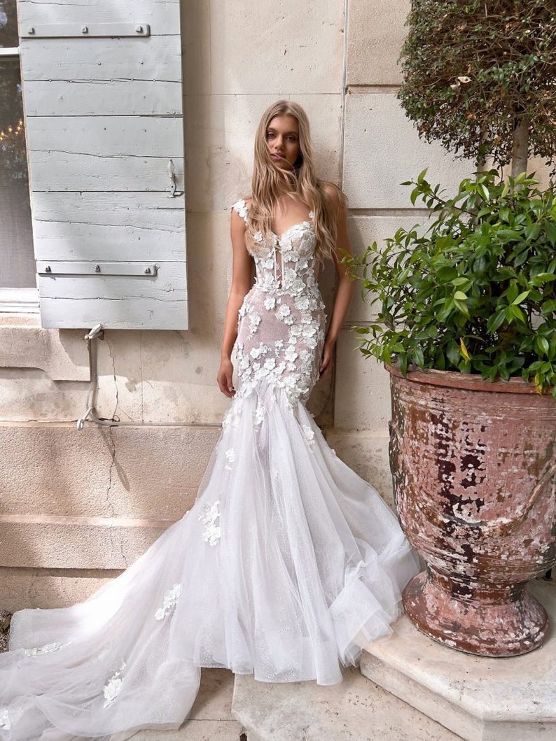 Off Shoulder 3D Mermaid Lace Wedding Dress. Glamorous Corset - Etsy