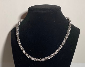 Chainmail Necklace