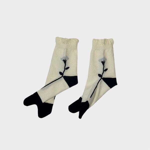 Minigooose | Tabi Split Toe Pattern Short Socks