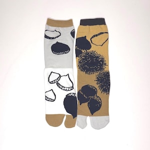 Minigooose | Tabi Split Toe Pattern Crew Socks