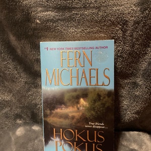 Hokus Pokus by Fern Michaels- Paperback