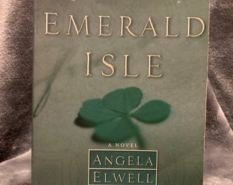 The Emerald Isle by Angela Elwell Hunt- Paperback