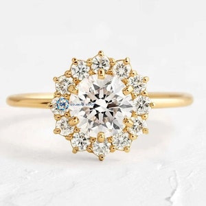 Round Cut Flower Diamond Engagement Ring 14K Gold Wedding Anniversary Ring Vintage Diamond Halo Ring Antique Ring Statement Ring Gift