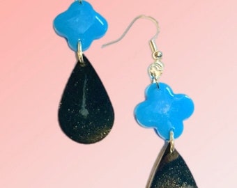 Blue teardrop earrings