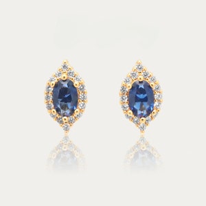 Sapphire Stud Earrings, Sapphire Jewerly, Blue Sapphire Earrings for Women, Gemstone Earrings, Minimalist Earrings