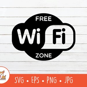 Puede incluir: Un cartel en blanco y negro con el texto "FREE Wi Fi ZONE" en forma de círculo. El cartel está sobre un fondo de madera blanca.