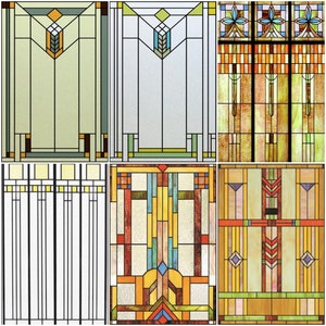 Puede incluir: Seis diseños diferentes de ventanas de vidrieras en una variedad de colores y patrones. Los diseños incluyen formas geométricas, flores y patrones abstractos.