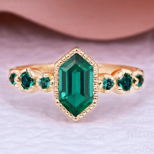 Dainty Lab Created Emerald art deco Engagement Ring Vintage Emerald anniversary Ring Birthday Ring Gift Cluster emerald Sterling Silver ring
