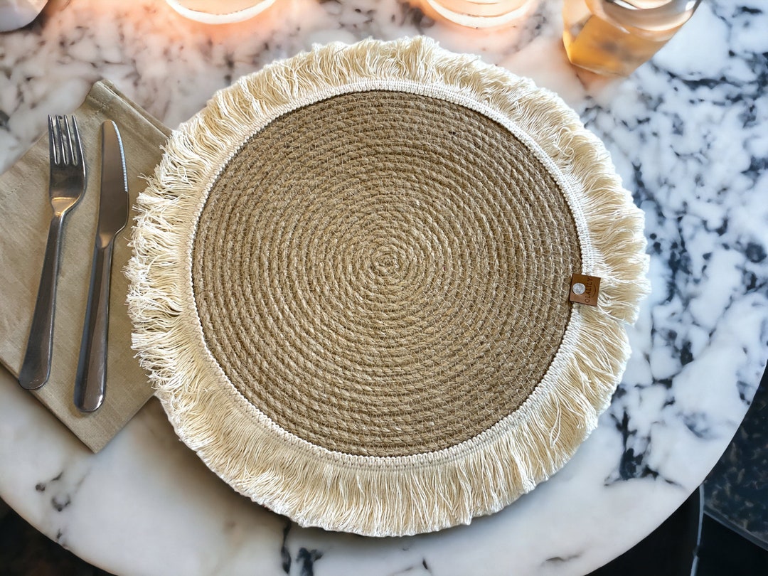 Round Fringe Placemat, Boho Placemat, Set of 2, 4 Handmade Jute Table
