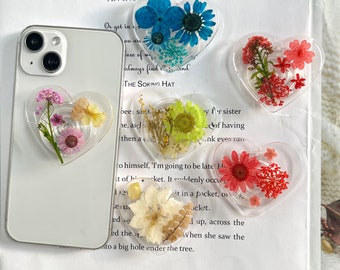 Pressed Flowers Phone Grip, Heart-Shaped Natural Dried Flower Holder, Transparent Resin Folding Rotating Phone Holder, Customized Phone Grip