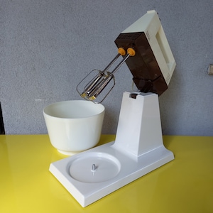 Vintage Electric mixer by Iskra Girmi G15 made in Yugoslavia in the late 70s, Retro Two Beater Kitchen Mixer, Made in Yugoslavia