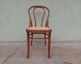 Rare Thonet Chair made by Stol Kamnik, Yugoslavia, Model Prague, Designed by Josef Hoffmann, Rattan Chairs, Mid-centuy