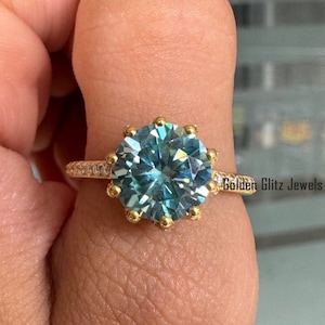 2.00 CT Round Cut Blue Green Moissanite Engagement Ring Wedding Ring Best Cyan Blue Moissanite Ring for Women Beautiful Anniversary Gift