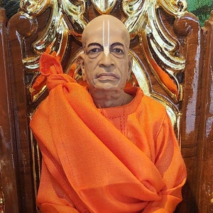 7inch/17cm Shrila Prabhupad Statue Marble Dust  Fiber Idol,with teak wood sinhasan , iskcon founder statue , prabhupad murti, shrila gurudev