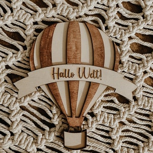 Baby-Meilensteinkarten - Schwangerschaft - Meilensteine - Holz - Heißluftballon