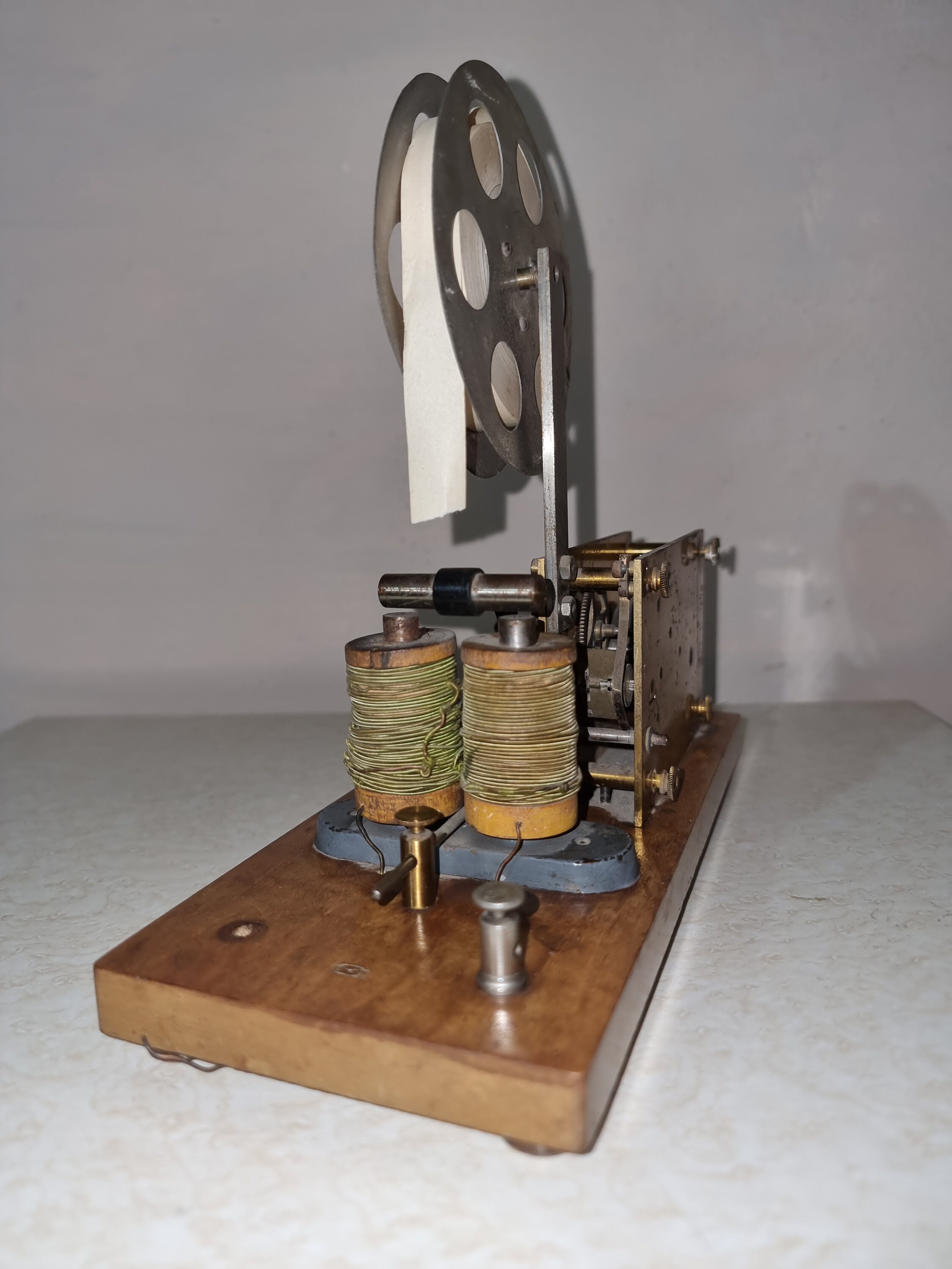 Vintage Morse Code 1890. Physics Device. Electricity and Magnetis. the ...