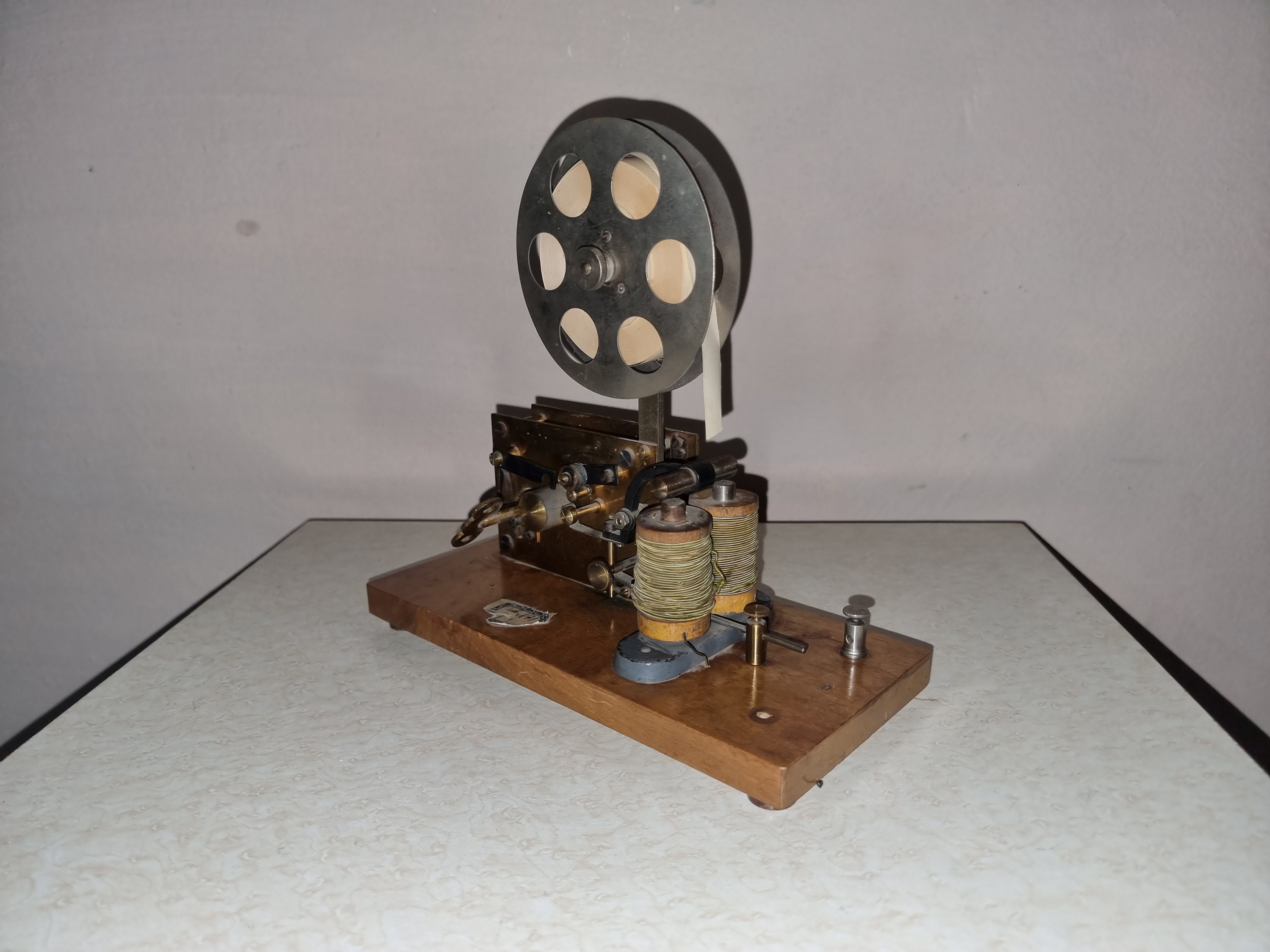 Vintage Morse Code 1890. Physics Device. Electricity and Magnetis. the ...