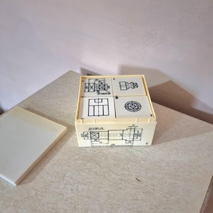Vintage set of 4 plastic cubes for learning mechanical engineering