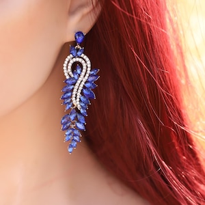 Blue Wedding Earrings with Swarovski Crystals, Art Deco Bridal Statement Earrings, Blue Statement Jewelry For Weddings, Bridesmaid Gift
