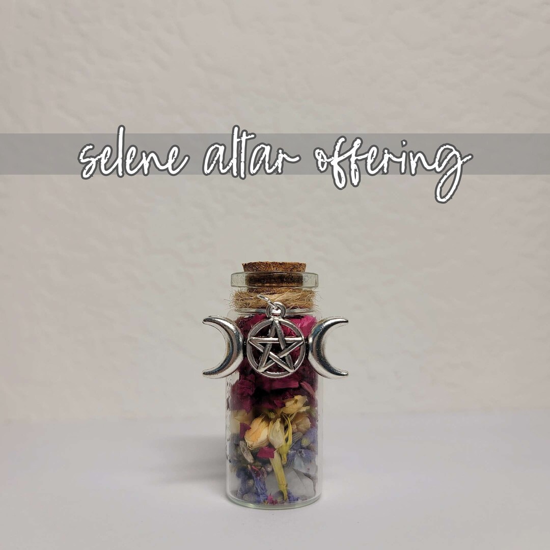 SELENE Altar Offering Offerings for the Goddess Goddess of the Moon