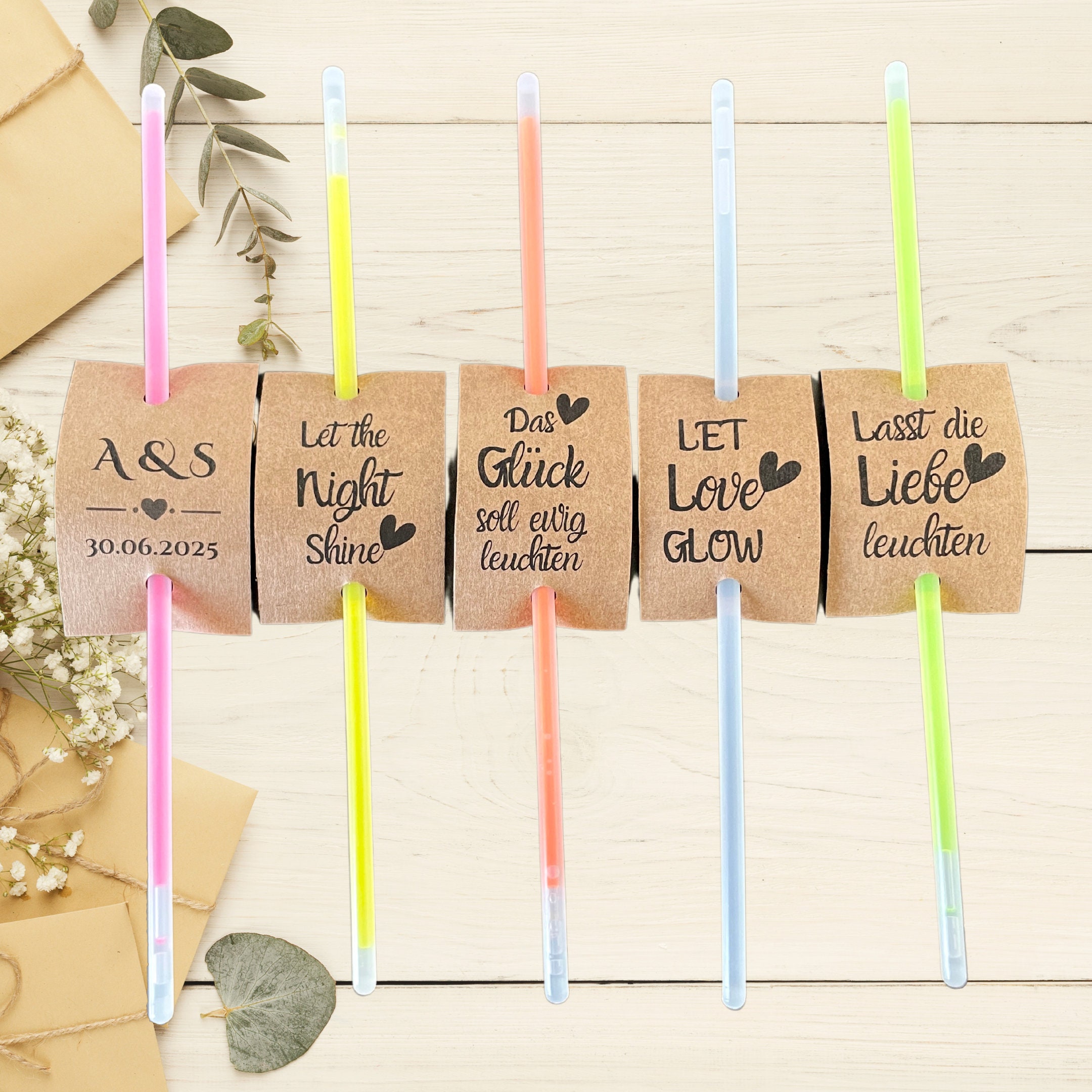 100 Leuchtstäbe 20 Cm - Mit 50 Steckverbindern, 8 Farben, Für Parties, Festivals & Events